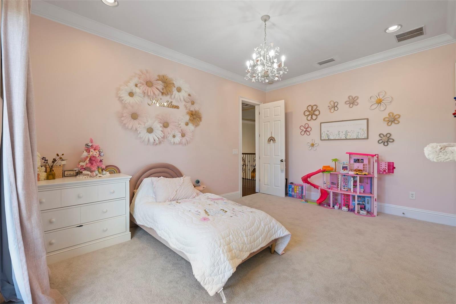 Listing photo id 53 for 17301 Ladera Estates Boulevard