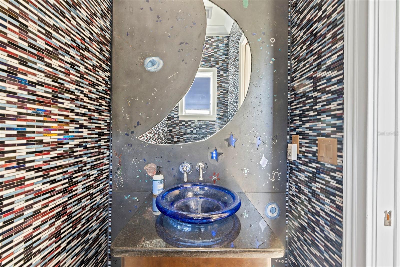 Listing photo id 61 for 17301 Ladera Estates Boulevard