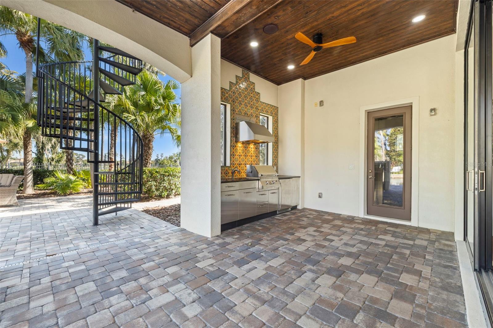 Listing photo id 73 for 17301 Ladera Estates Boulevard