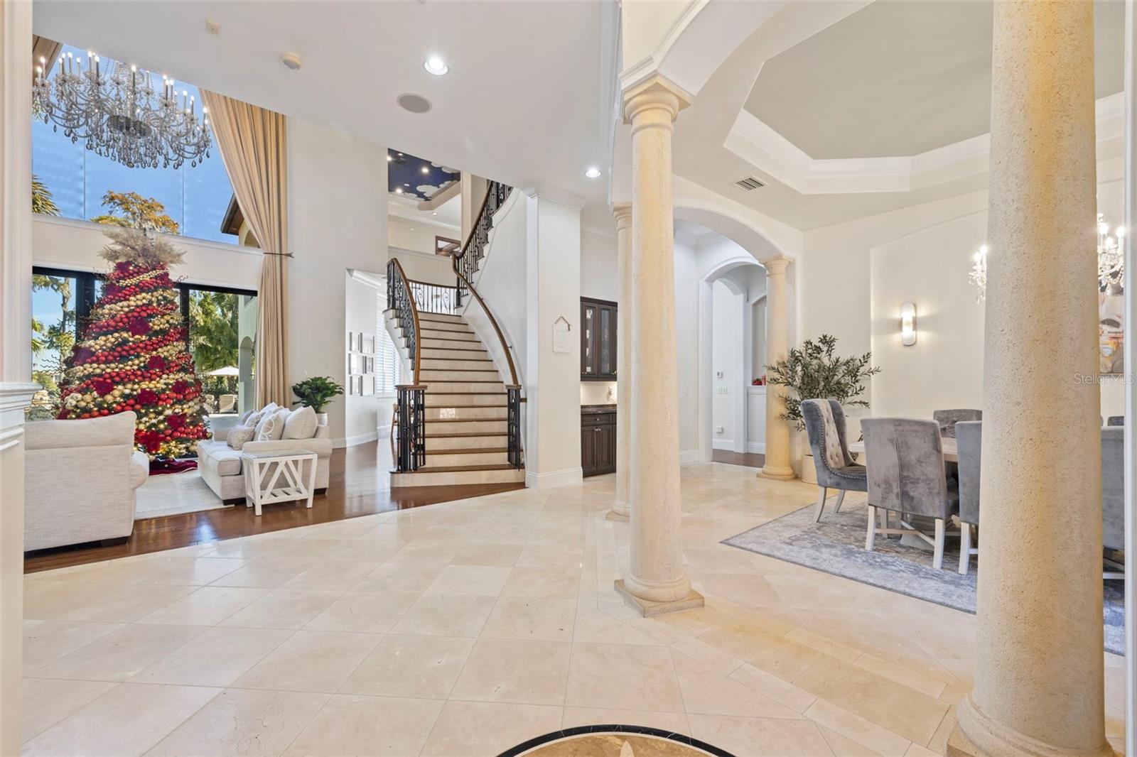 Listing photo id 7 for 17301 Ladera Estates Boulevard