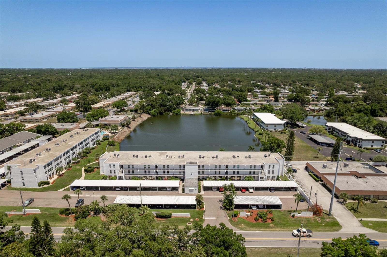 Image 18 of 34 For 1655 Highland Avenue J289