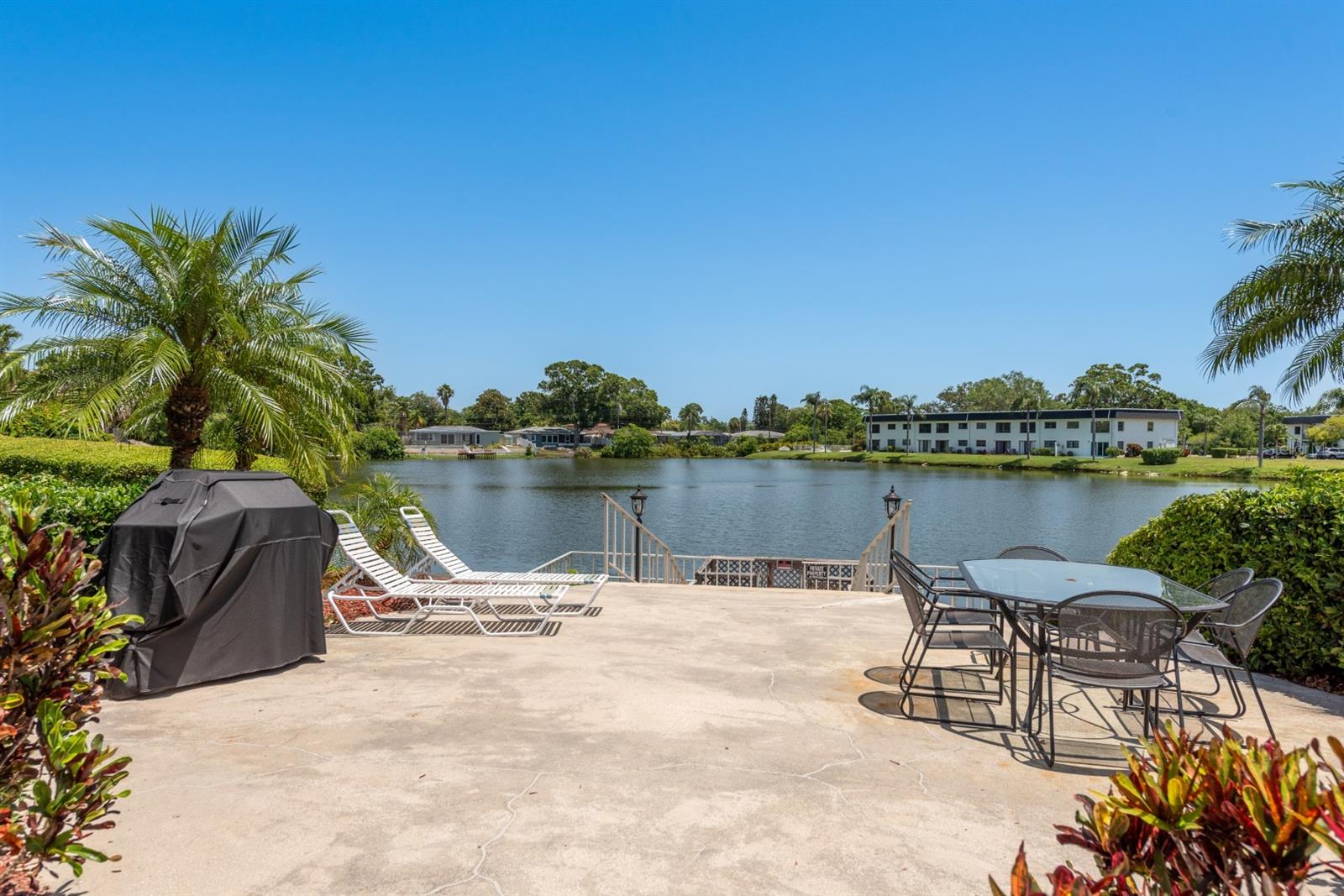 Image 20 of 34 For 1655 Highland Avenue J289