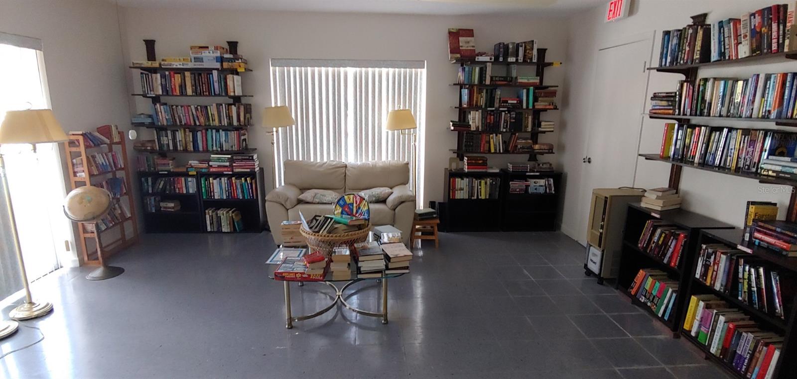 Image 33 of 34 For 1655 Highland Avenue J289