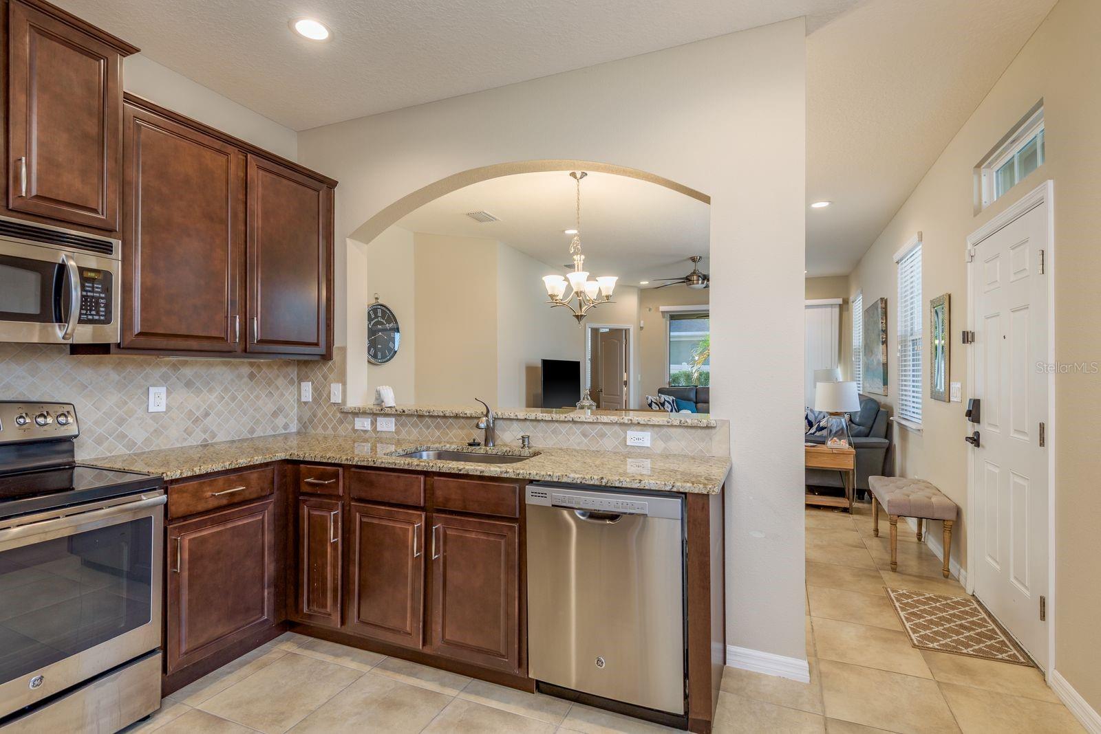 Image 11 of 40 For 12910 Whittington Court