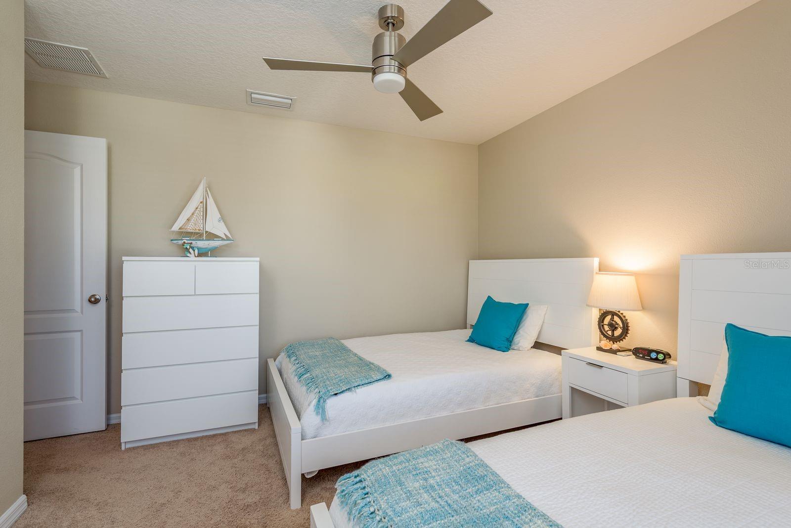 Image 25 of 40 For 12910 Whittington Court