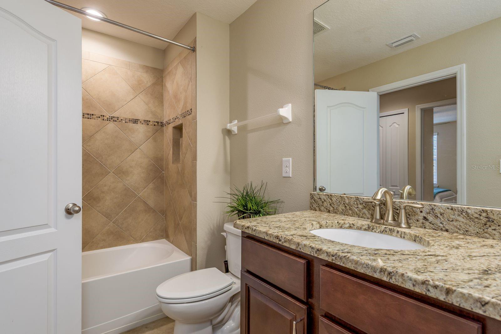 Image 27 of 40 For 12910 Whittington Court