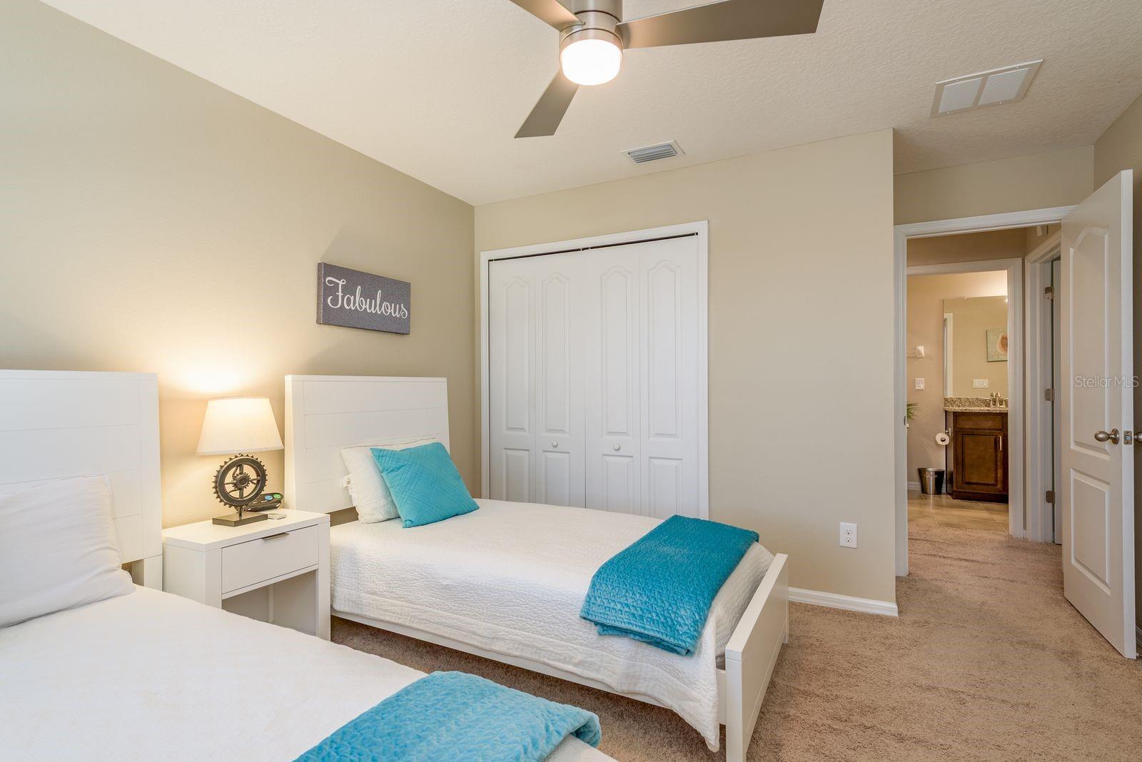 Image 29 of 40 For 12910 Whittington Court