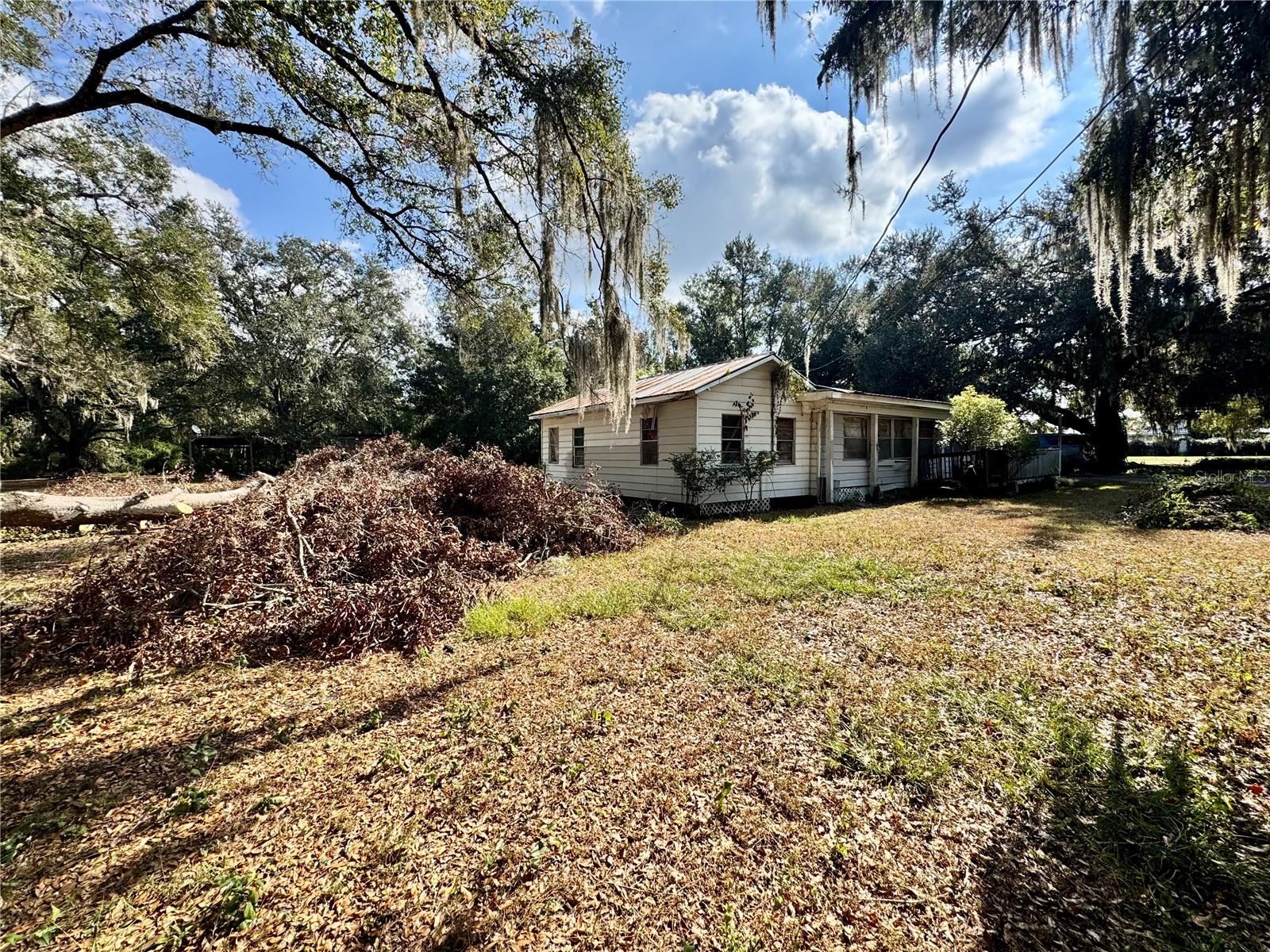 Image 3 of 13 For 4702 Strauss Road