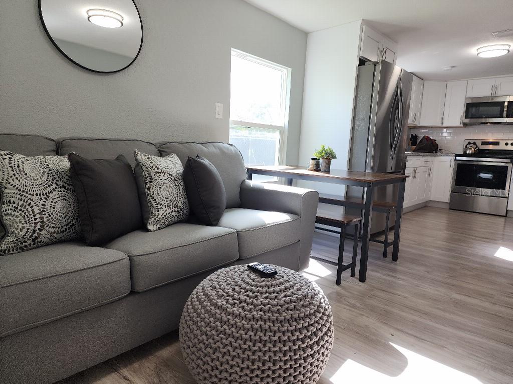 Image 2 of 9 For 634 Foster Avenue