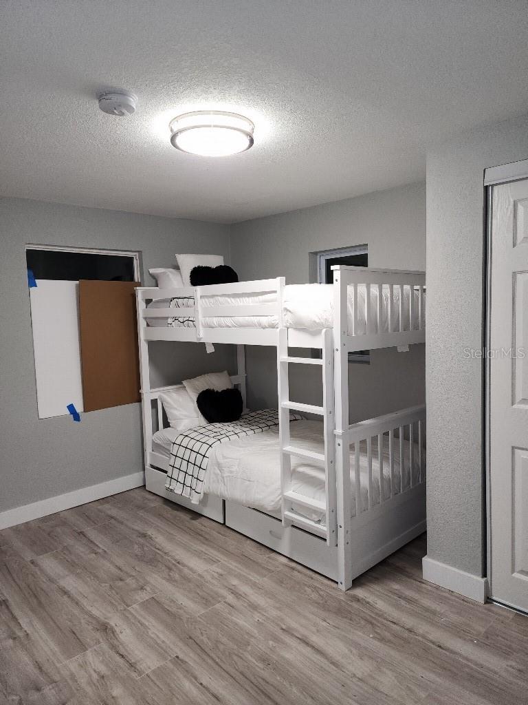 Image 5 of 9 For 634 Foster Avenue