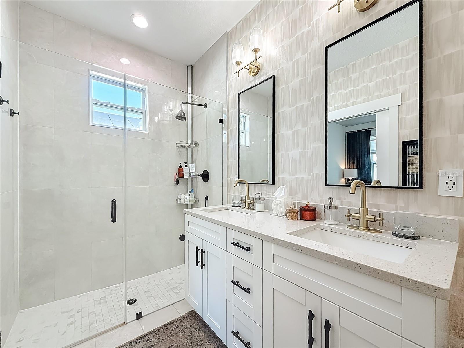 Image 37 of 55 For 2916 18th Street