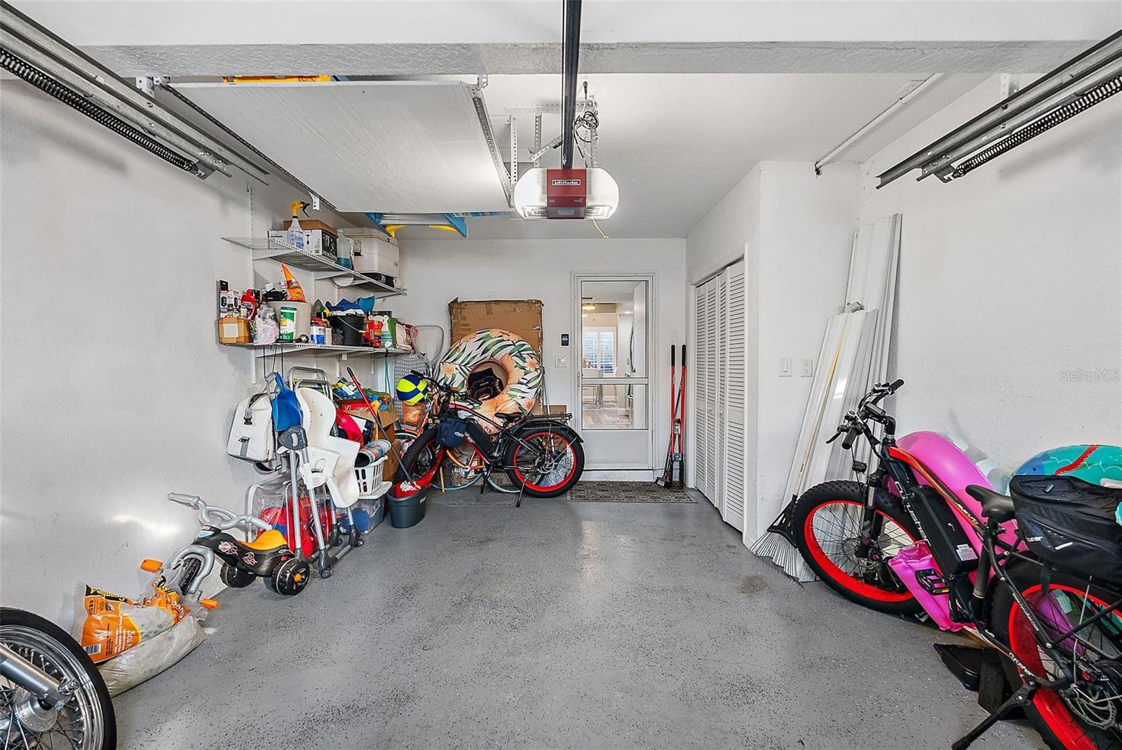 Image 18 of 51 For 14508 Alejo Court