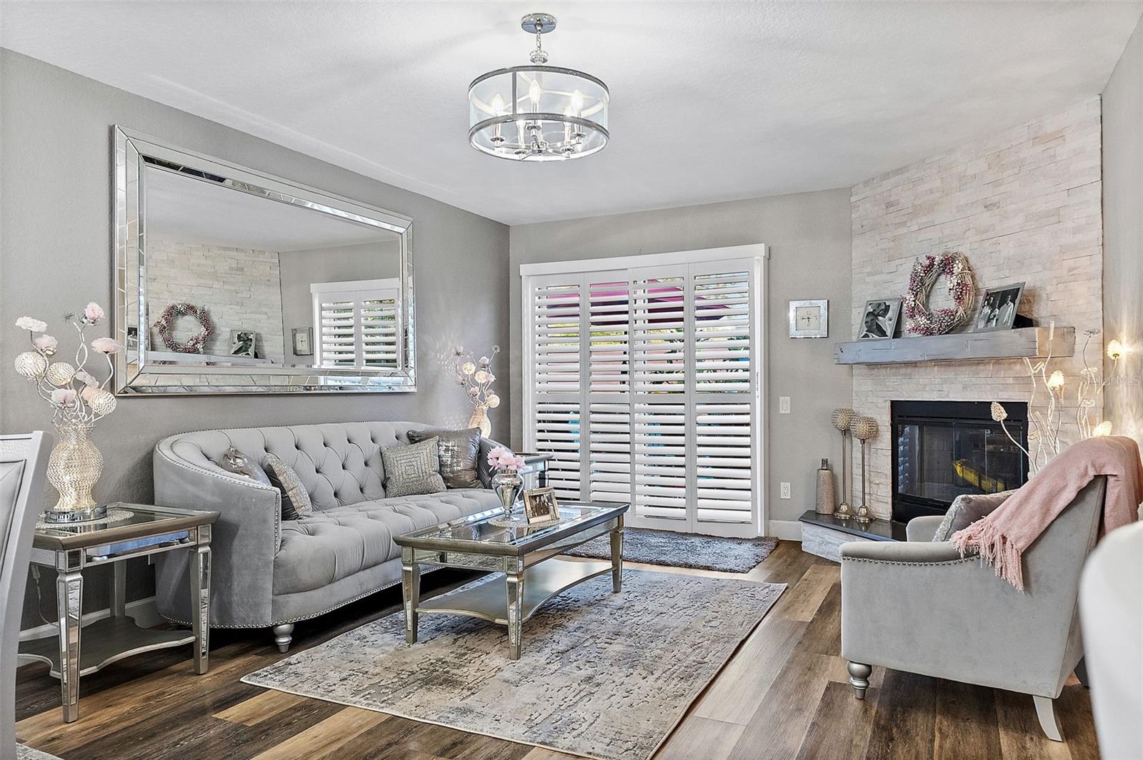 Image 19 of 51 For 14508 Alejo Court