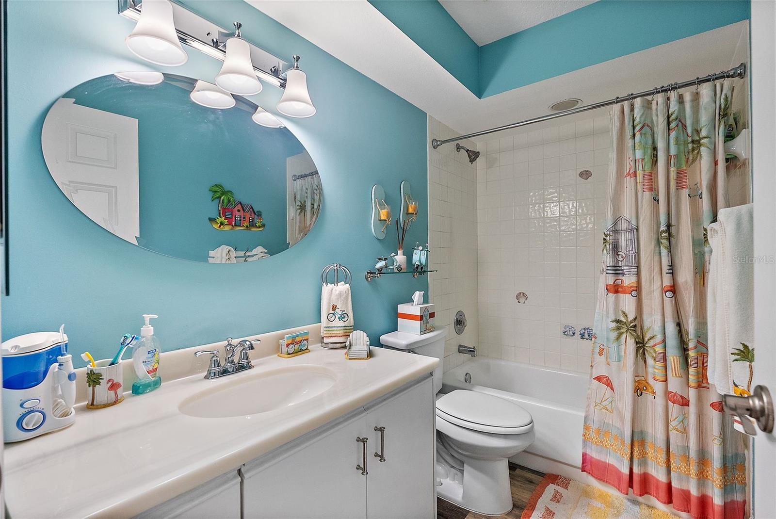 Image 24 of 51 For 14508 Alejo Court