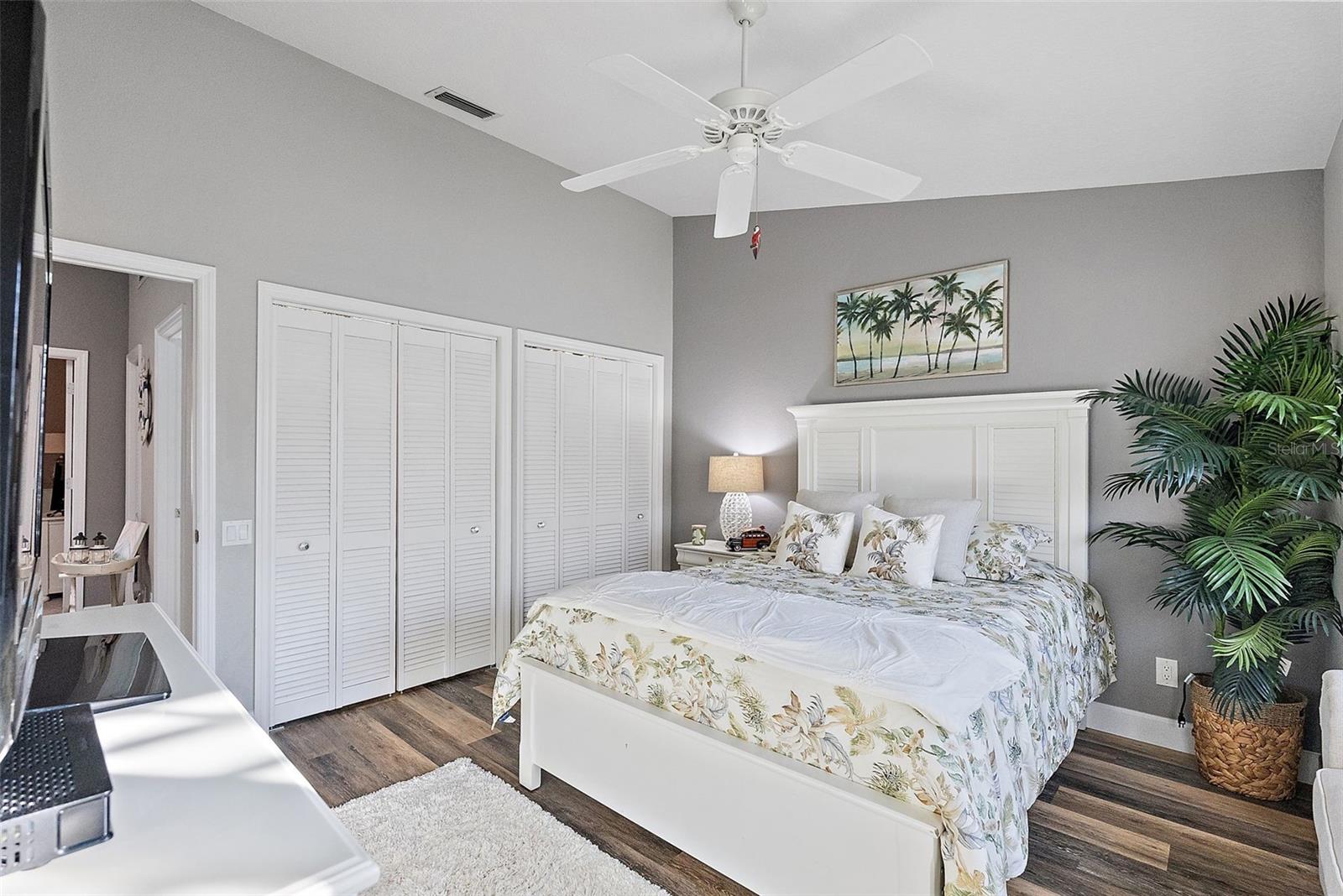 Image 35 of 51 For 14508 Alejo Court