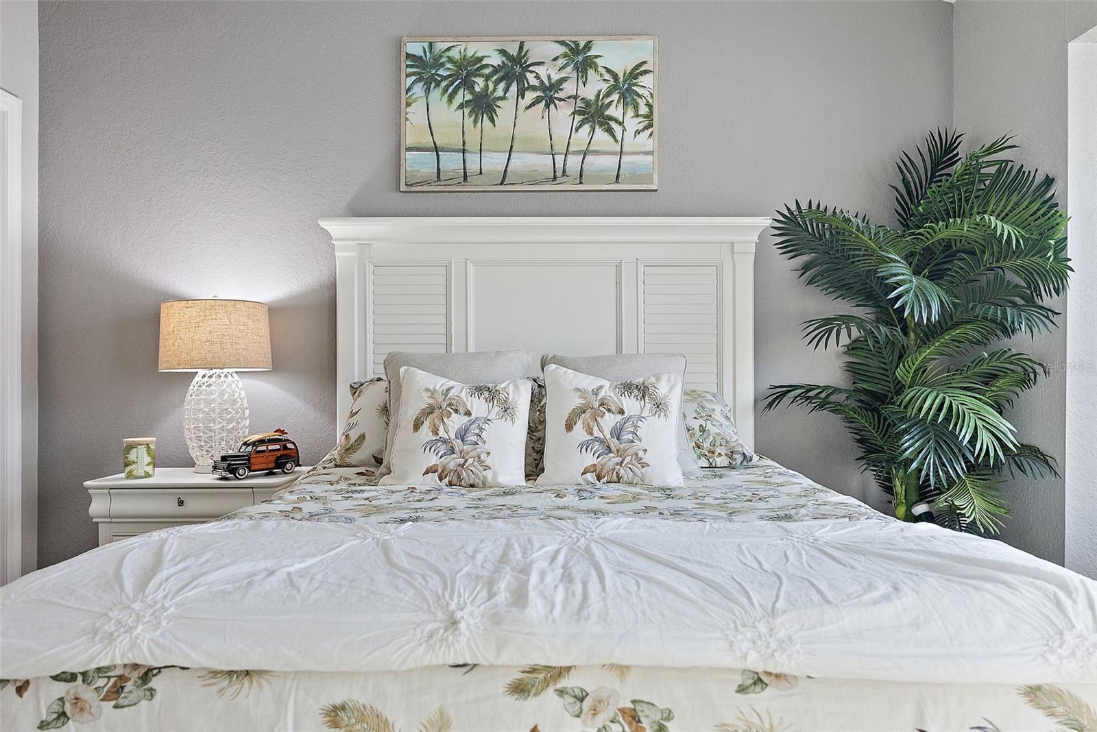 Image 36 of 51 For 14508 Alejo Court