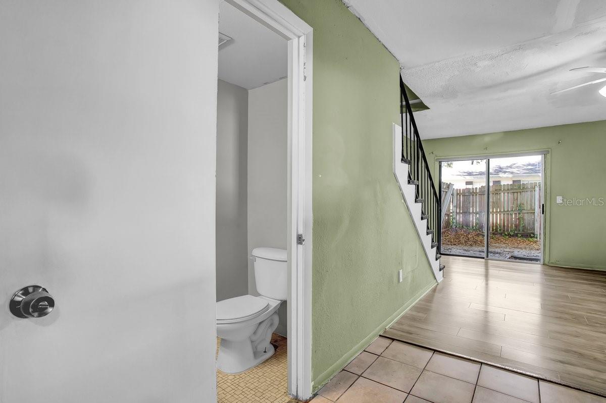 Image 22 of 40 For 1817 Crystal Grove Drive