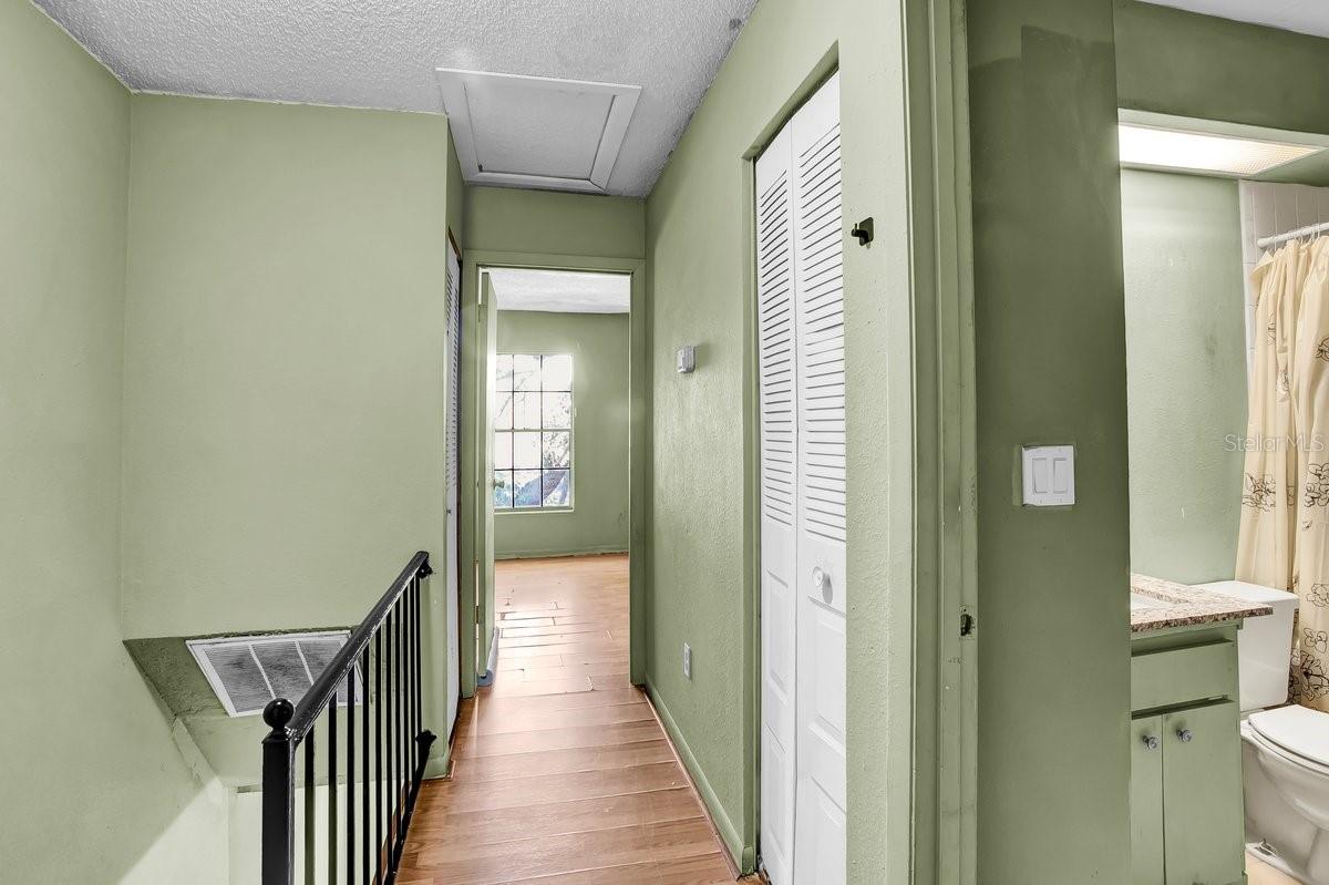 Image 24 of 40 For 1817 Crystal Grove Drive