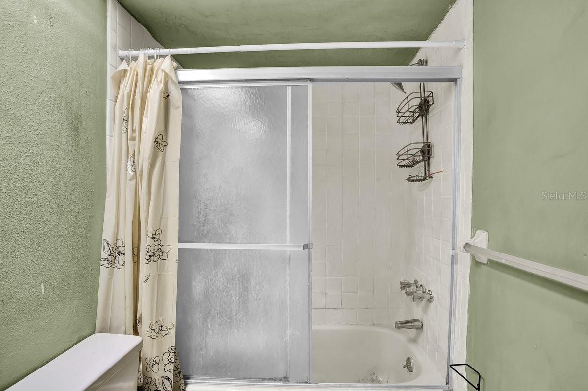 Image 39 of 40 For 1817 Crystal Grove Drive