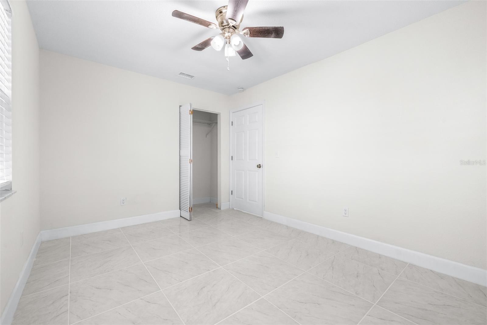 Image 30 of 35 For 6803 Englewood Avenue