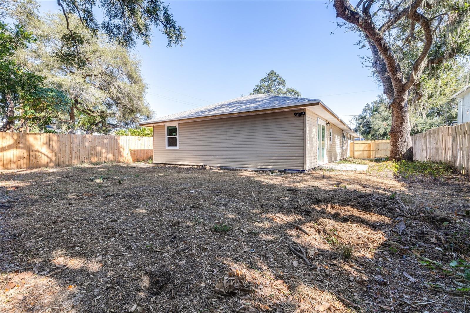 Image 32 of 35 For 6803 Englewood Avenue