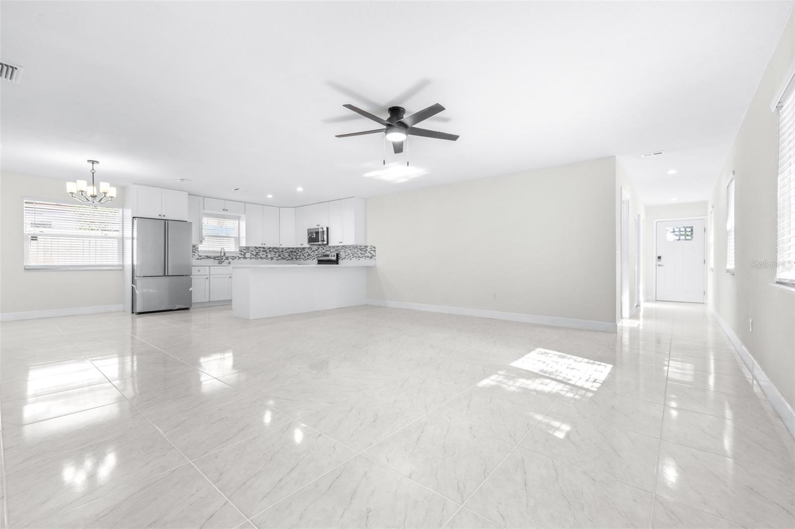 Image 5 of 35 For 6803 Englewood Avenue