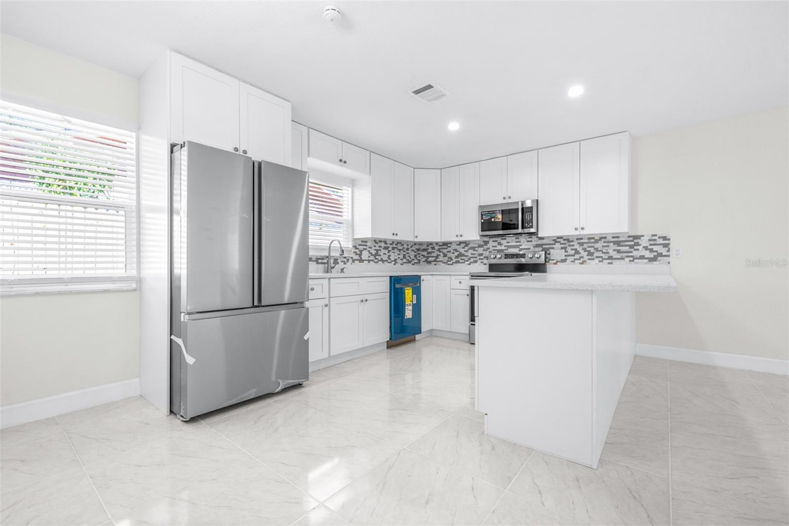 Image 9 of 35 For 6803 Englewood Avenue