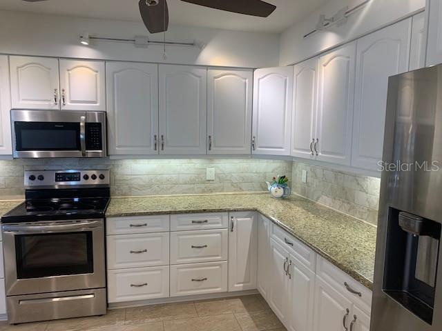 Image 13 of 43 For 5300 Atlantic Avenue 11-601