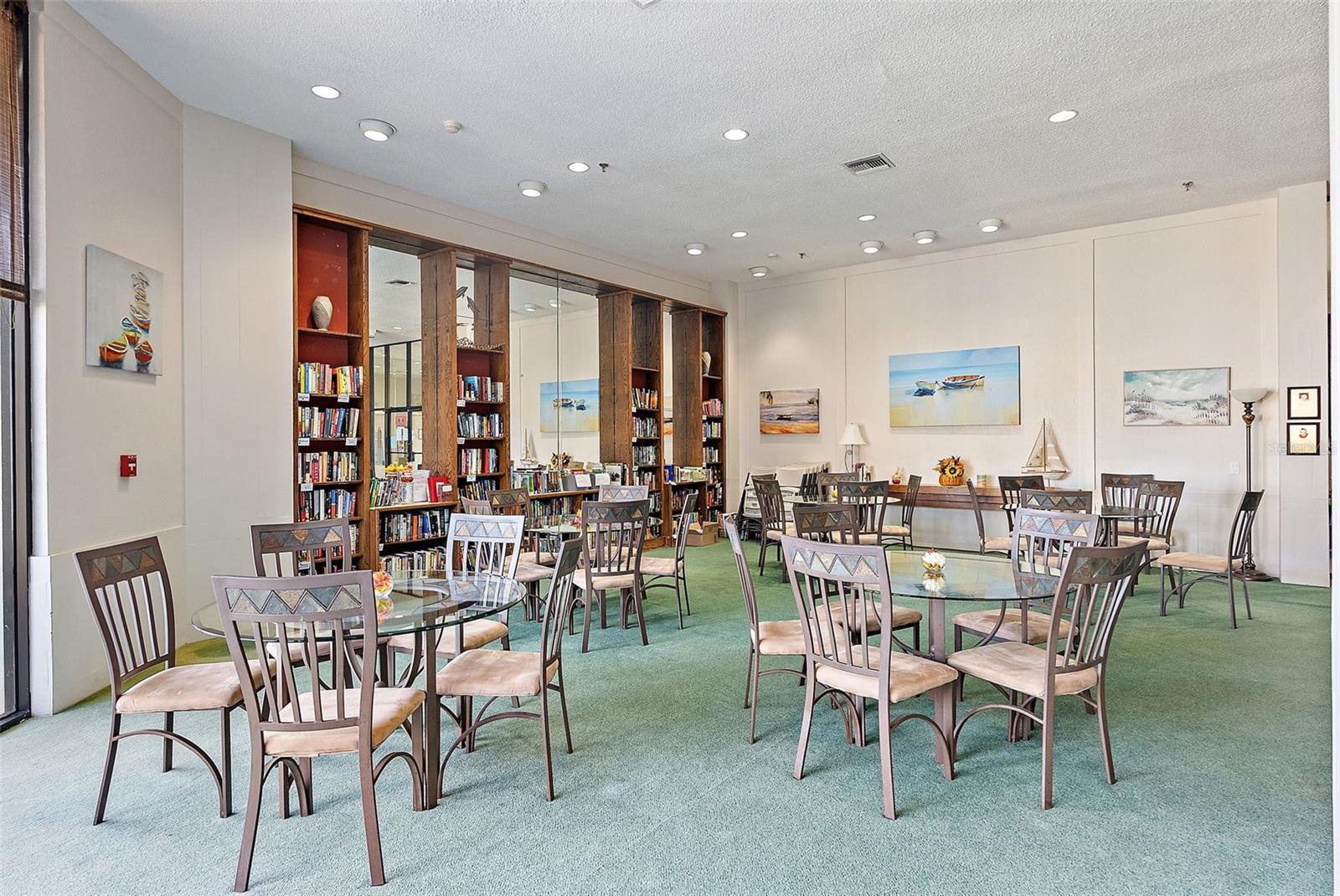 Image 37 of 42 For 6322 Palma Del Mar Boulevard S 209