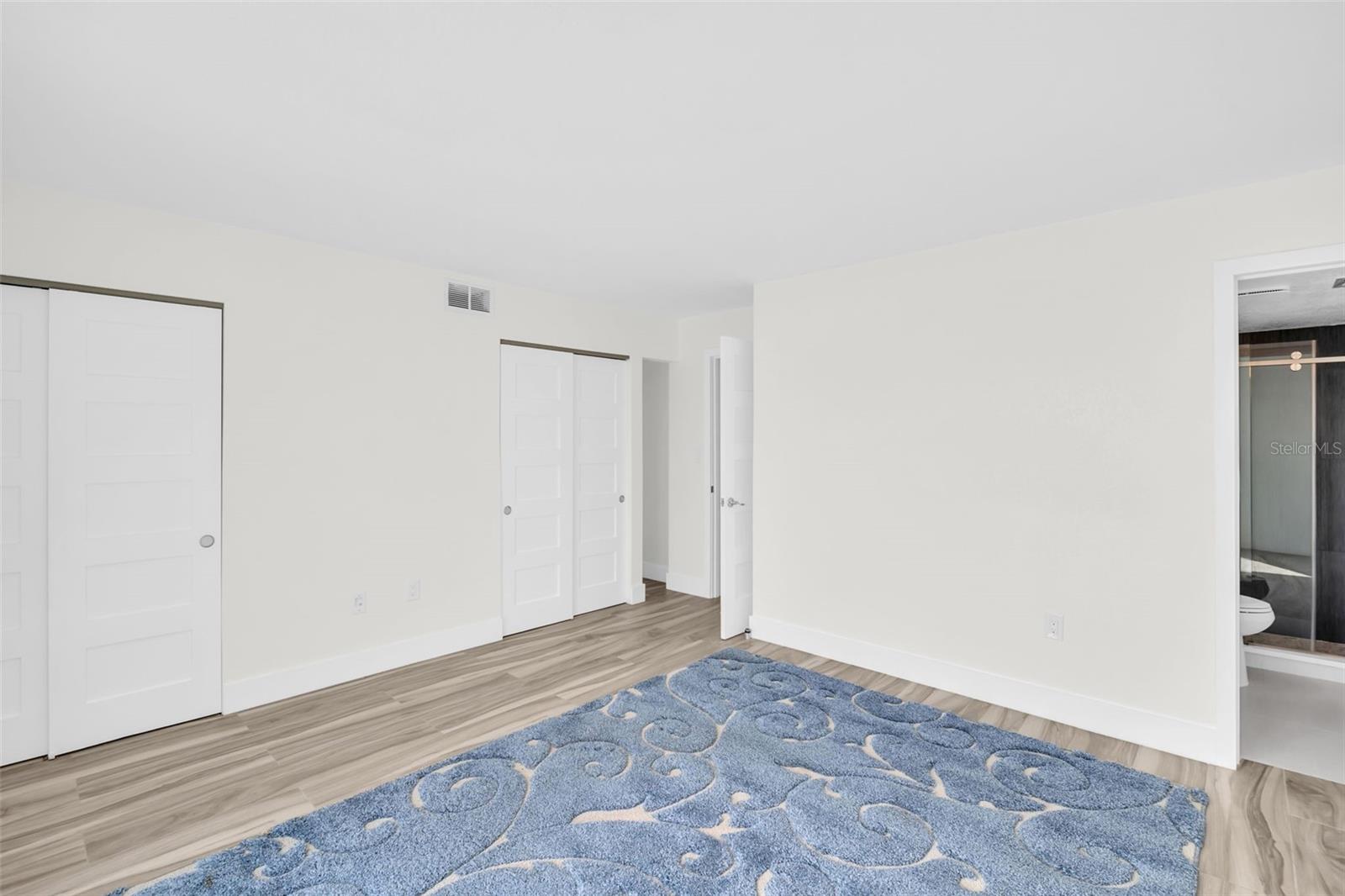 Image 16 of 42 For 825 Gulfview Boulevard 106