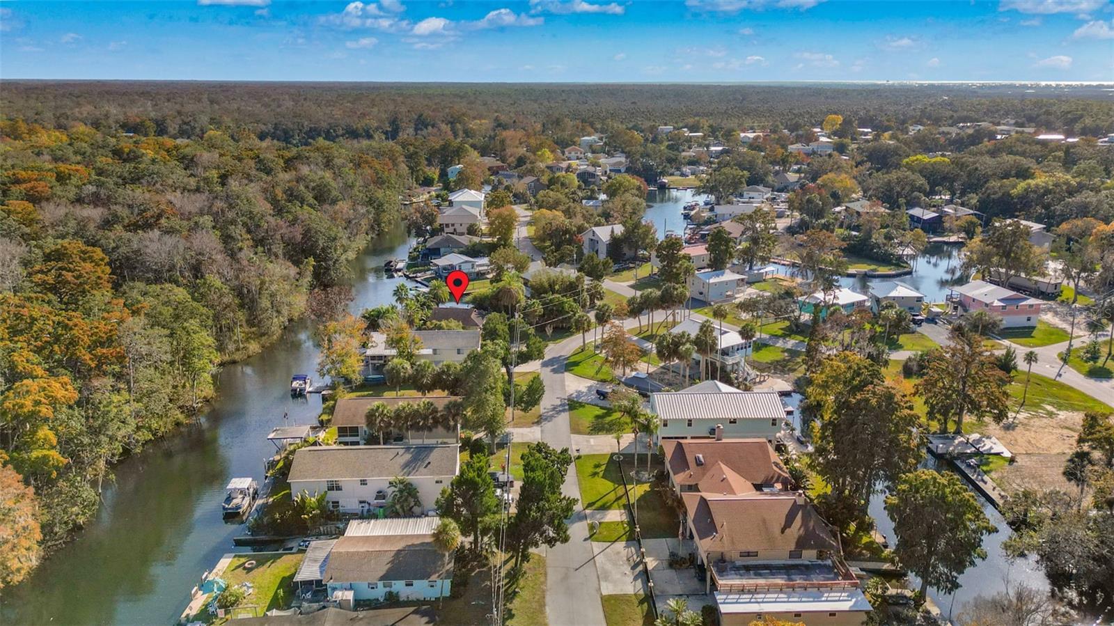 Listing photo id 0 for 7294 Sunfish Circle