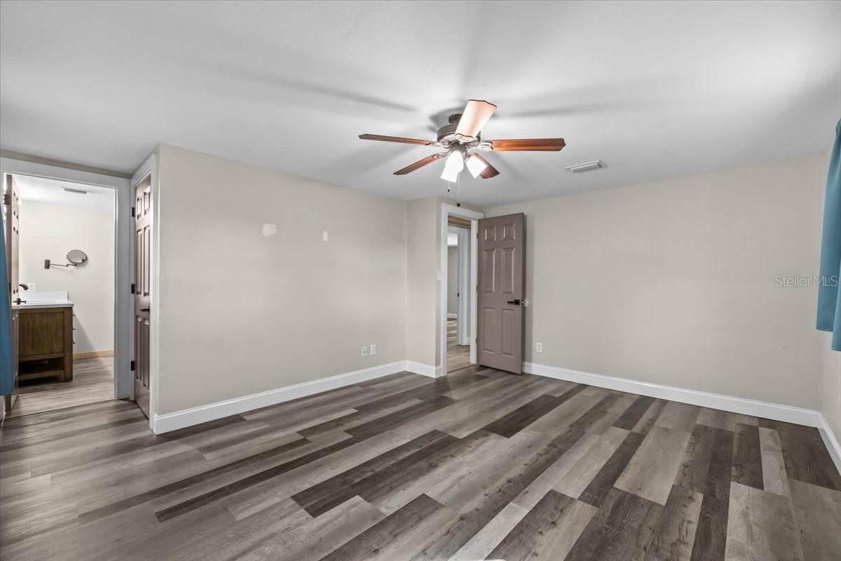 Image 27 of 46 For 4805 Cooper Road