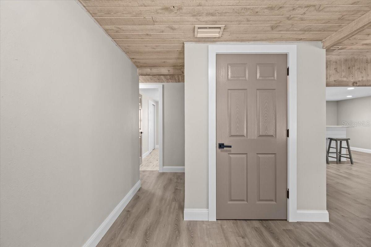 Image 7 of 46 For 4805 Cooper Road