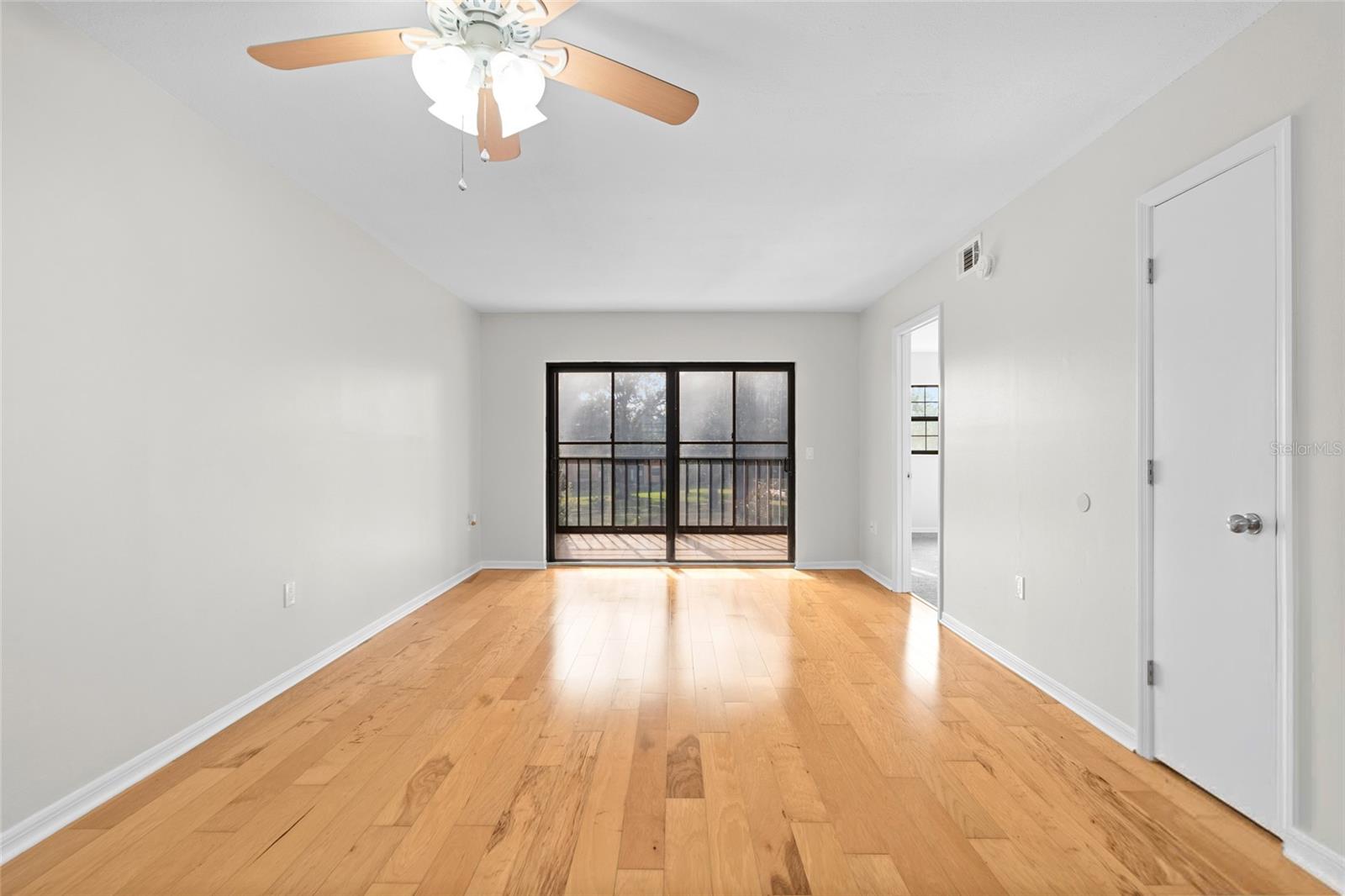 Image 11 of 40 For 12900 Vonn Road D202