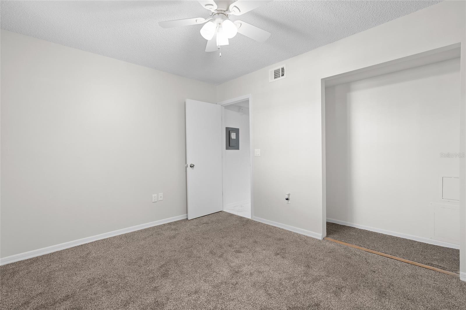 Image 28 of 40 For 12900 Vonn Road D202