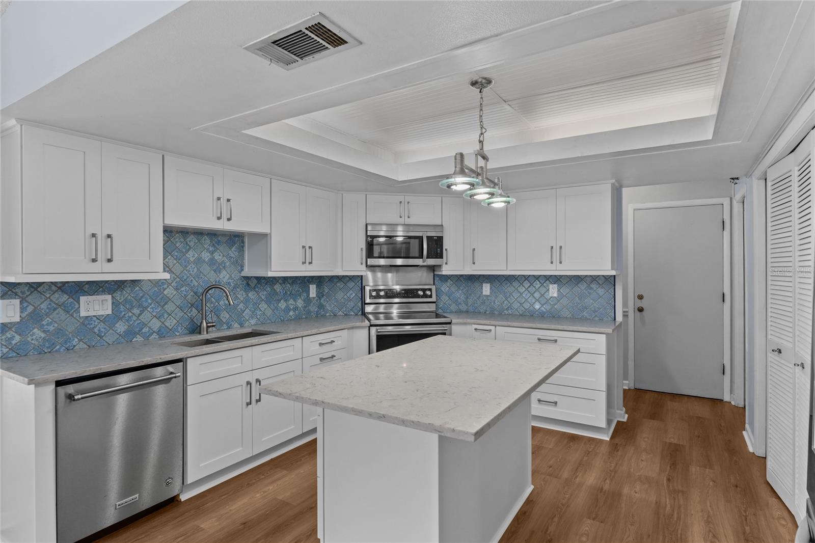 Image 16 of 25 For 3592 Fairway Forest Drive