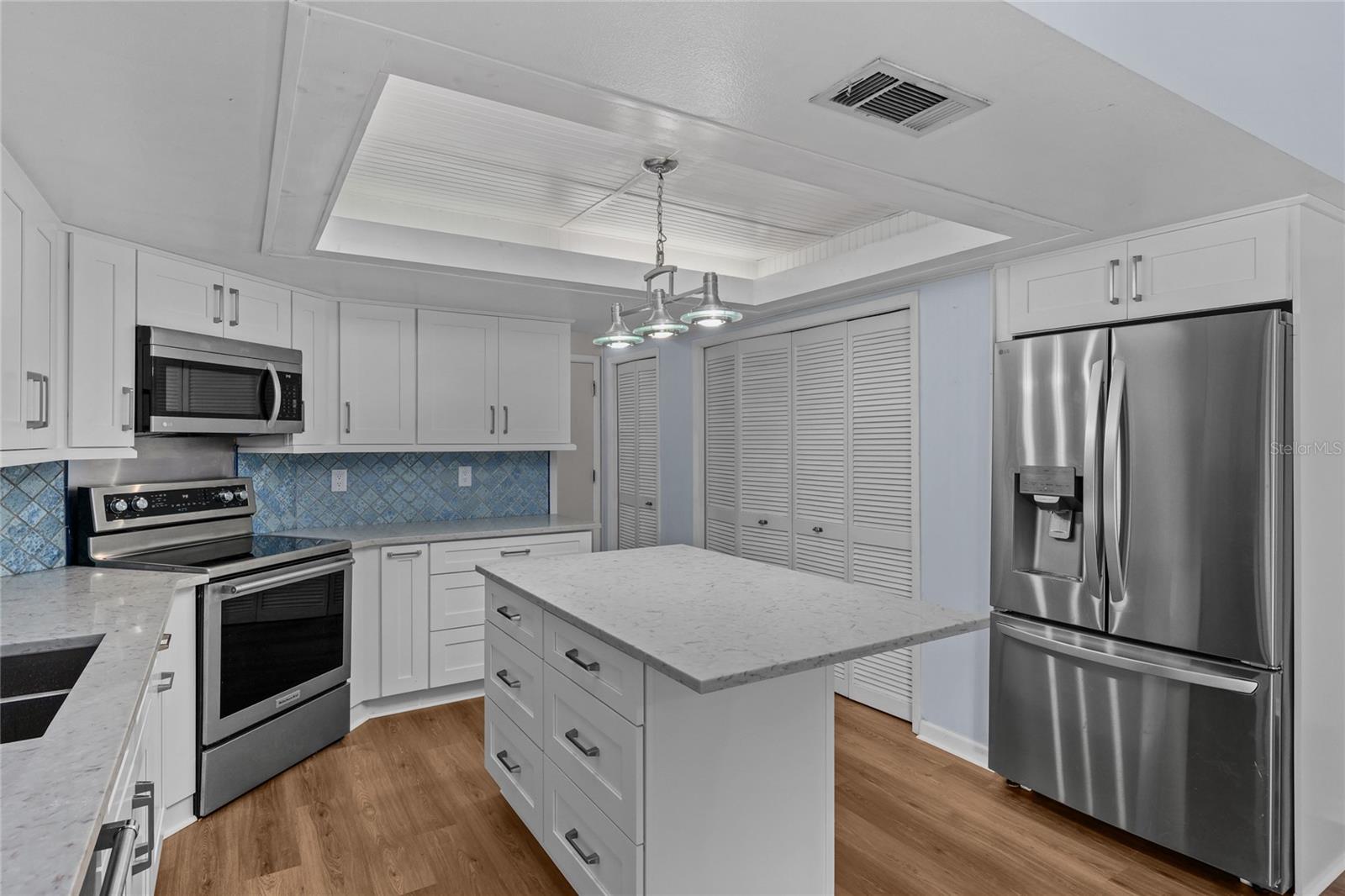 Image 2 of 25 For 3592 Fairway Forest Drive