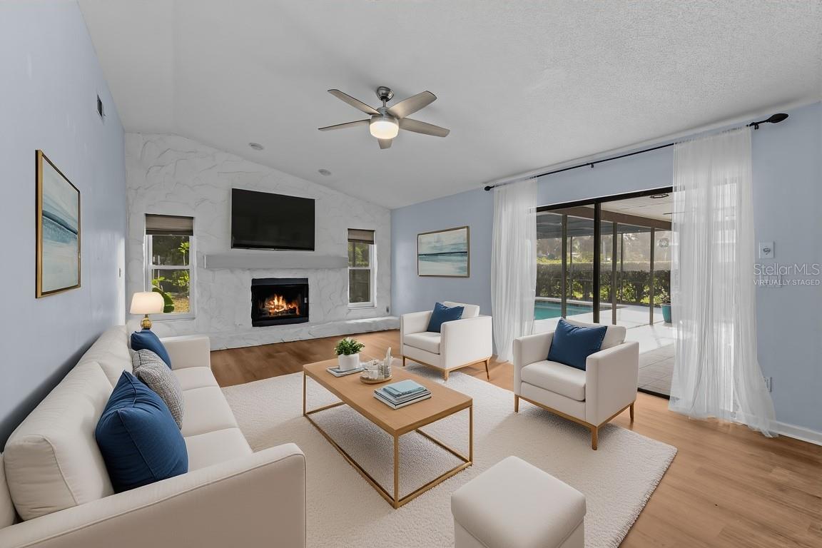 Image 4 of 25 For 3592 Fairway Forest Drive