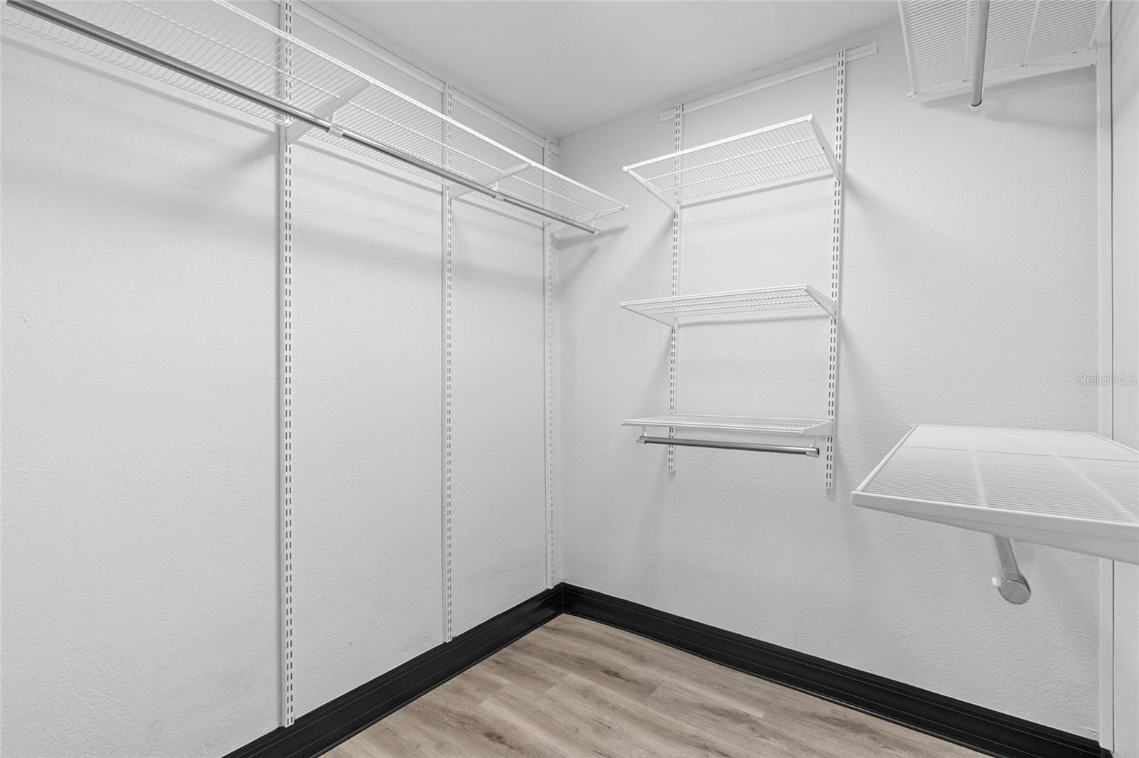 Image 12 of 30 For 219 4th Avenue N 201