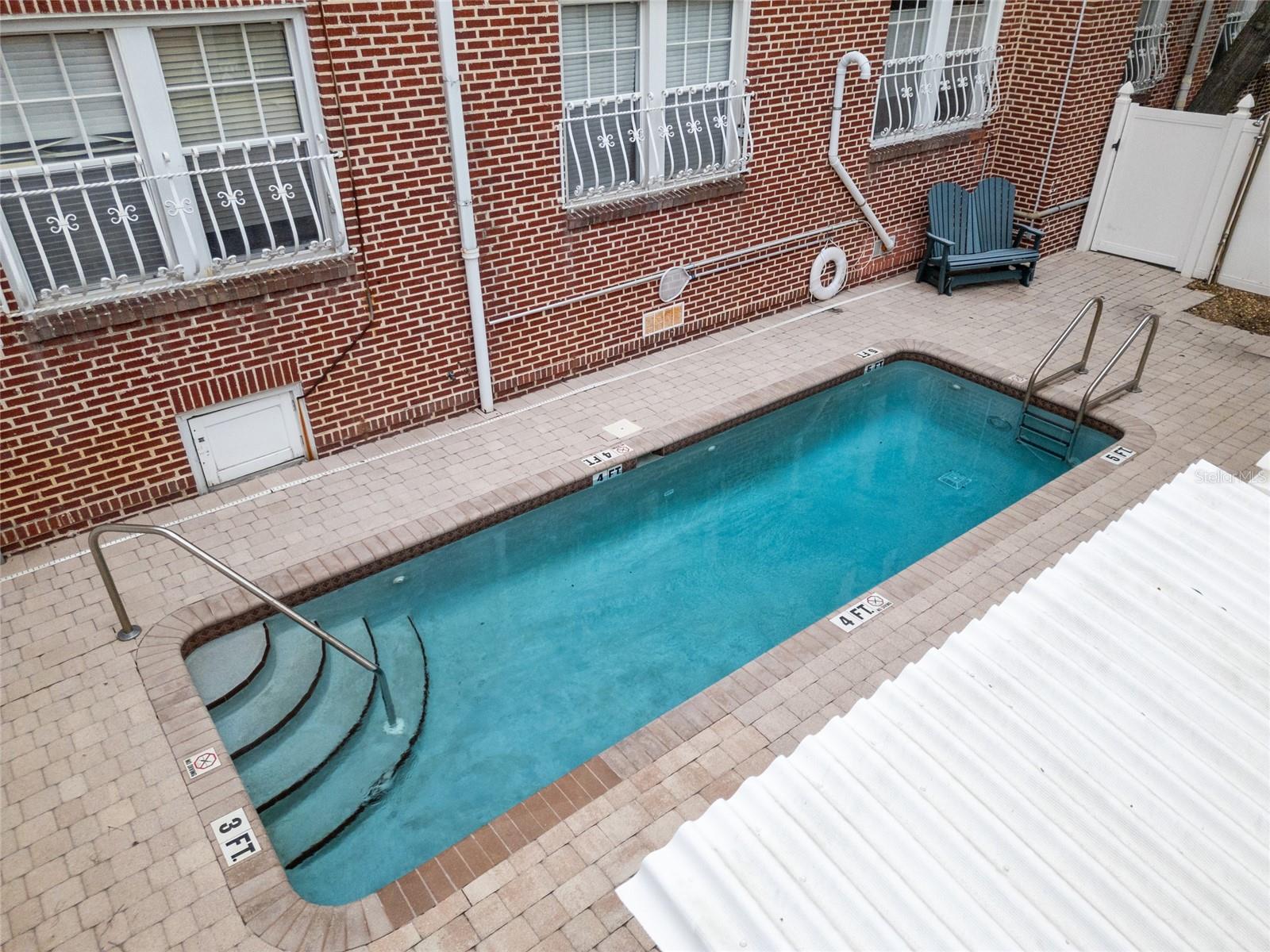 Image 23 of 30 For 219 4th Avenue N 201