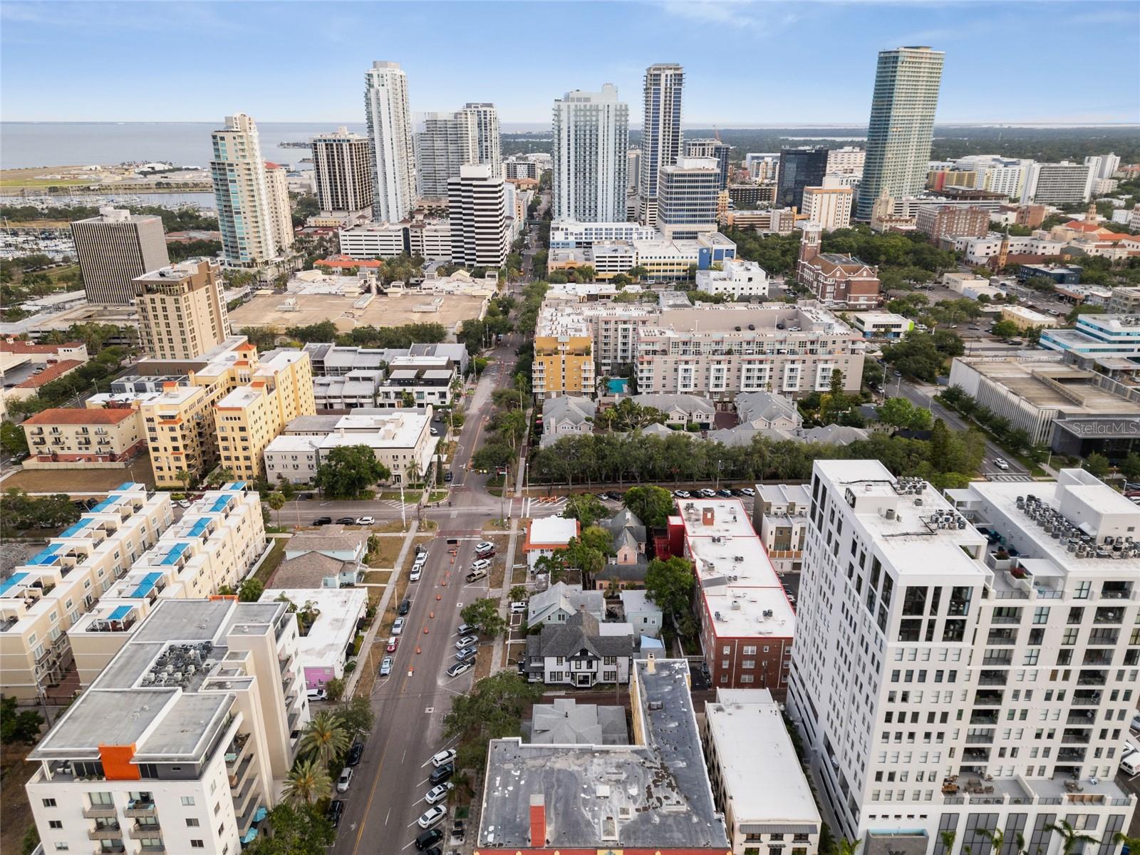 Image 29 of 30 For 219 4th Avenue N 201