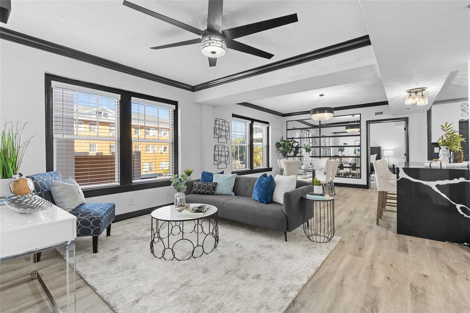 Image 3 of 30 For 219 4th Avenue N 201