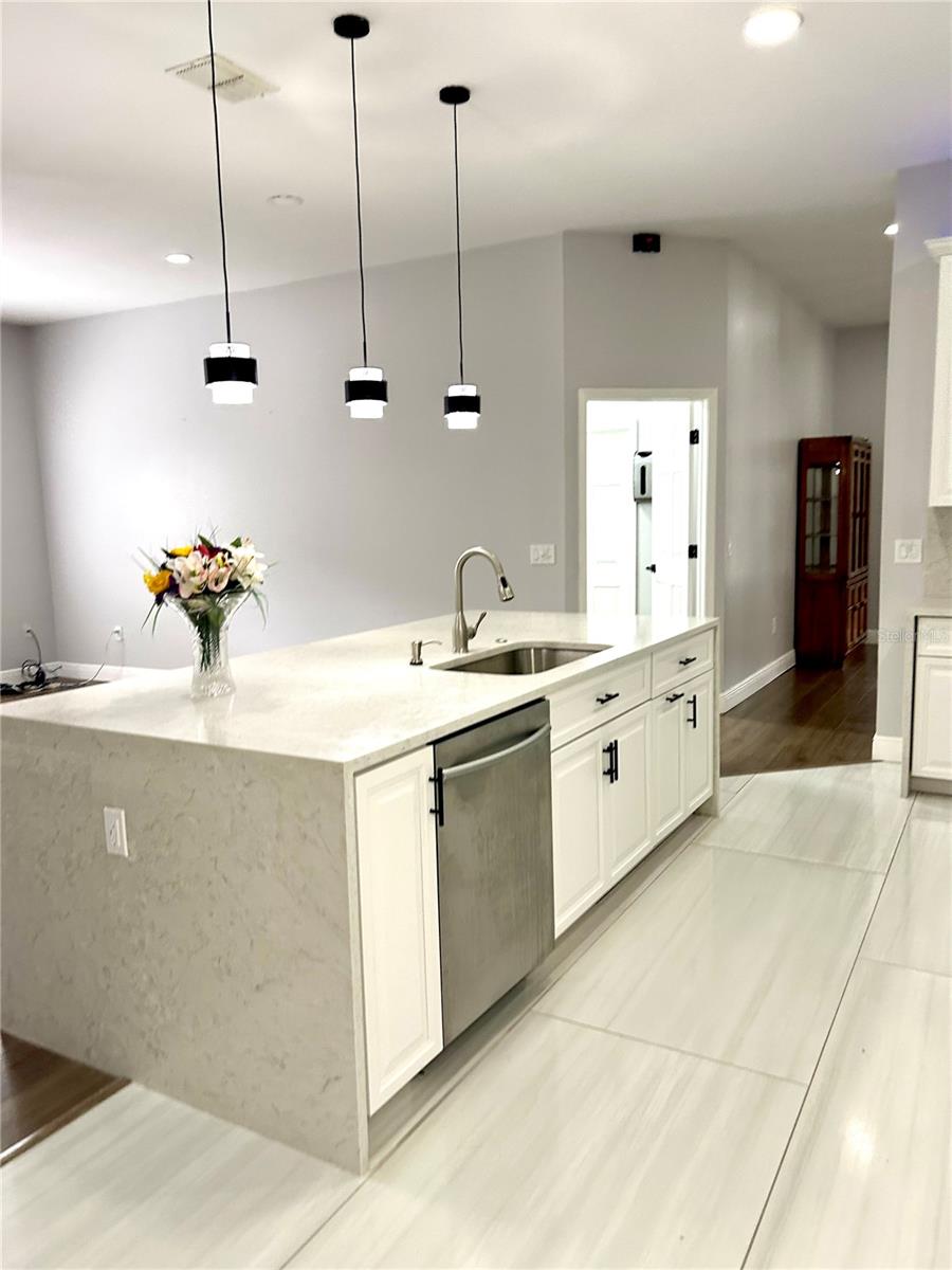 Image 18 of 63 For 12221 Anne Kenia Drive