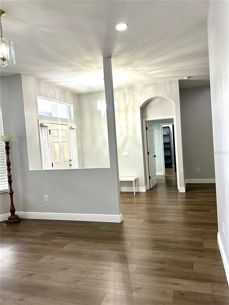 Image 28 of 63 For 12221 Anne Kenia Drive