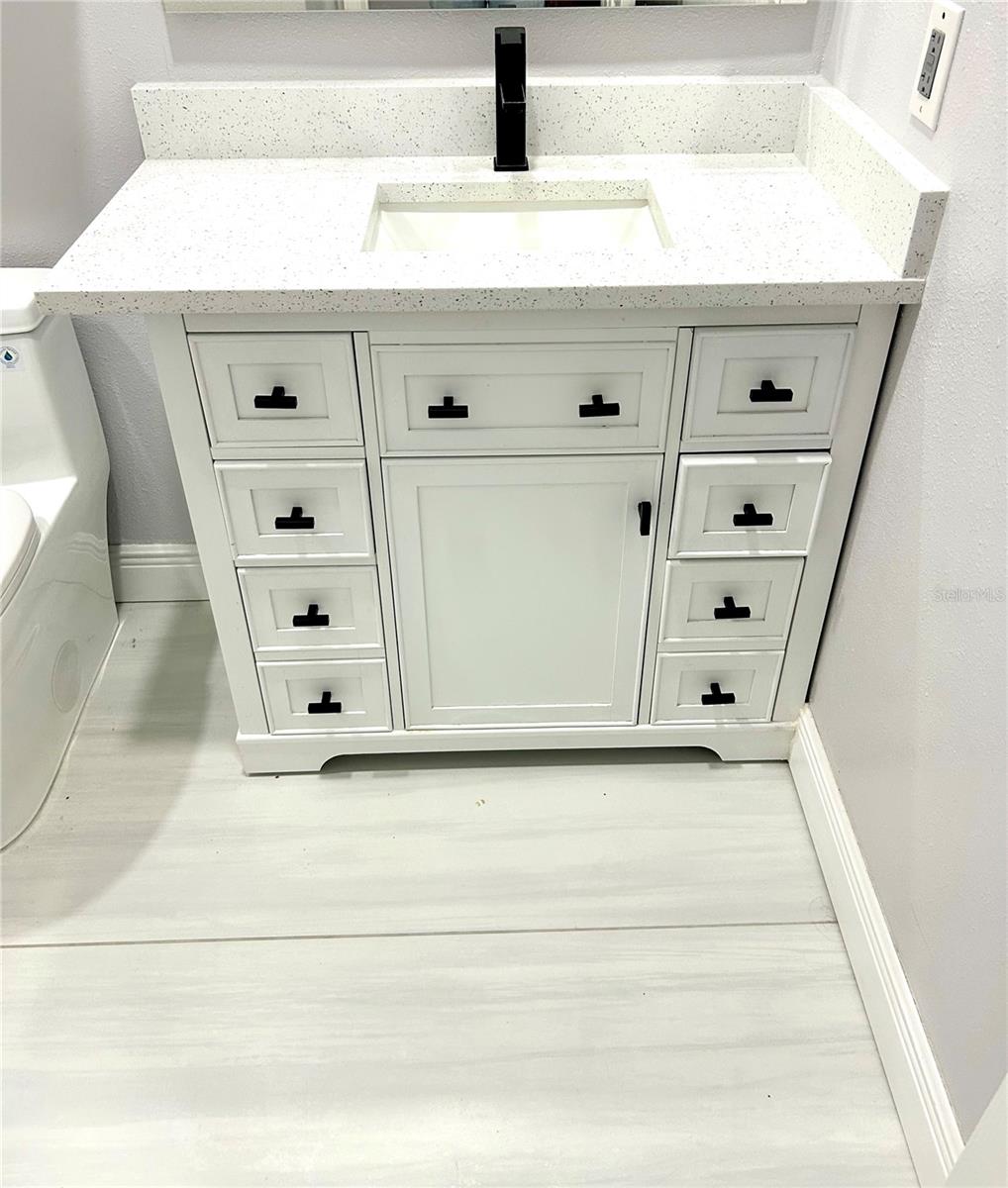 Image 57 of 63 For 12221 Anne Kenia Drive