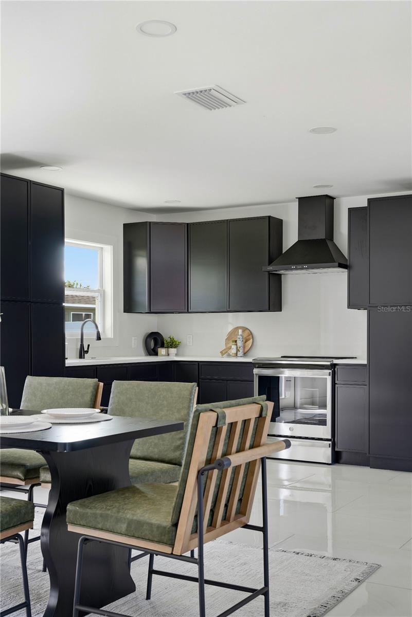 Listing photo id 20 for 4808 Bay Court Avenue