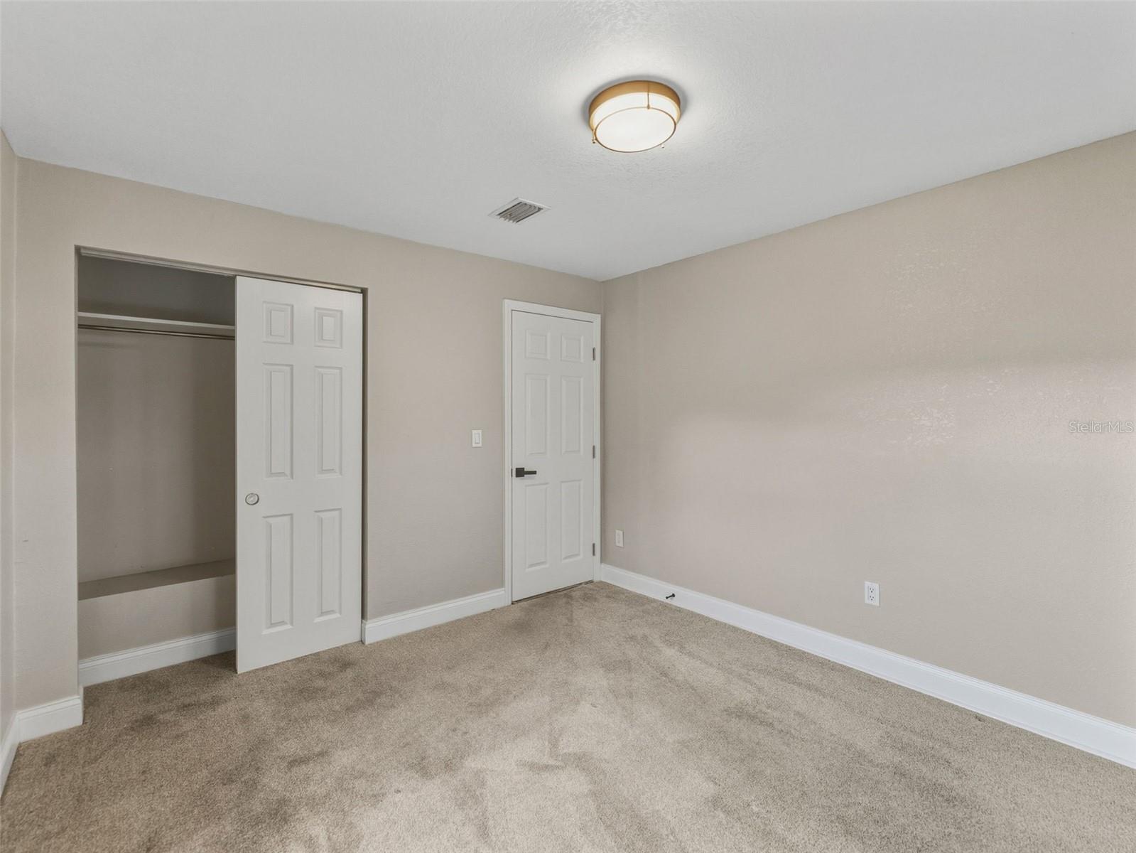 Image 21 of 34 For 4016 Nassau Street