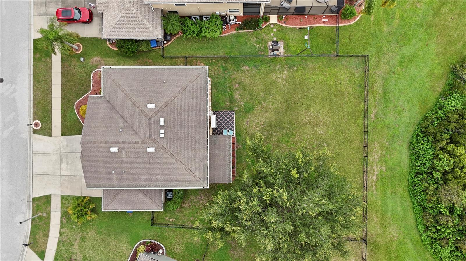 Listing photo id 26 for 6019 Cape Loop