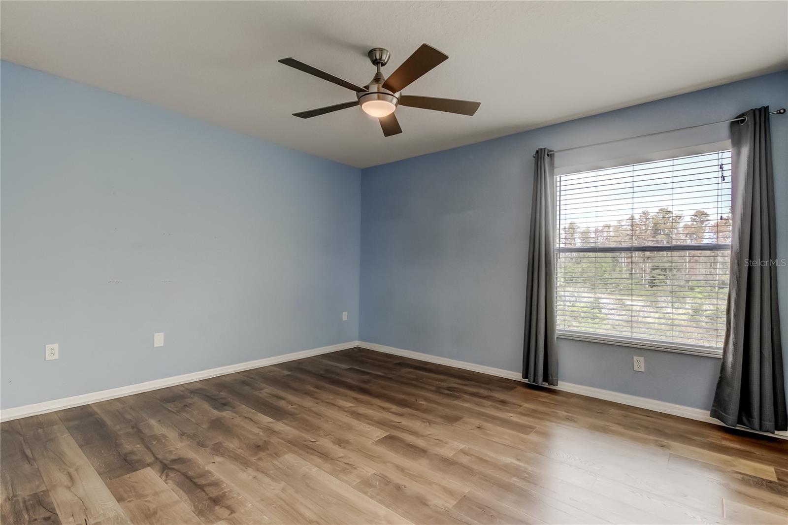 Listing photo id 36 for 6019 Cape Loop