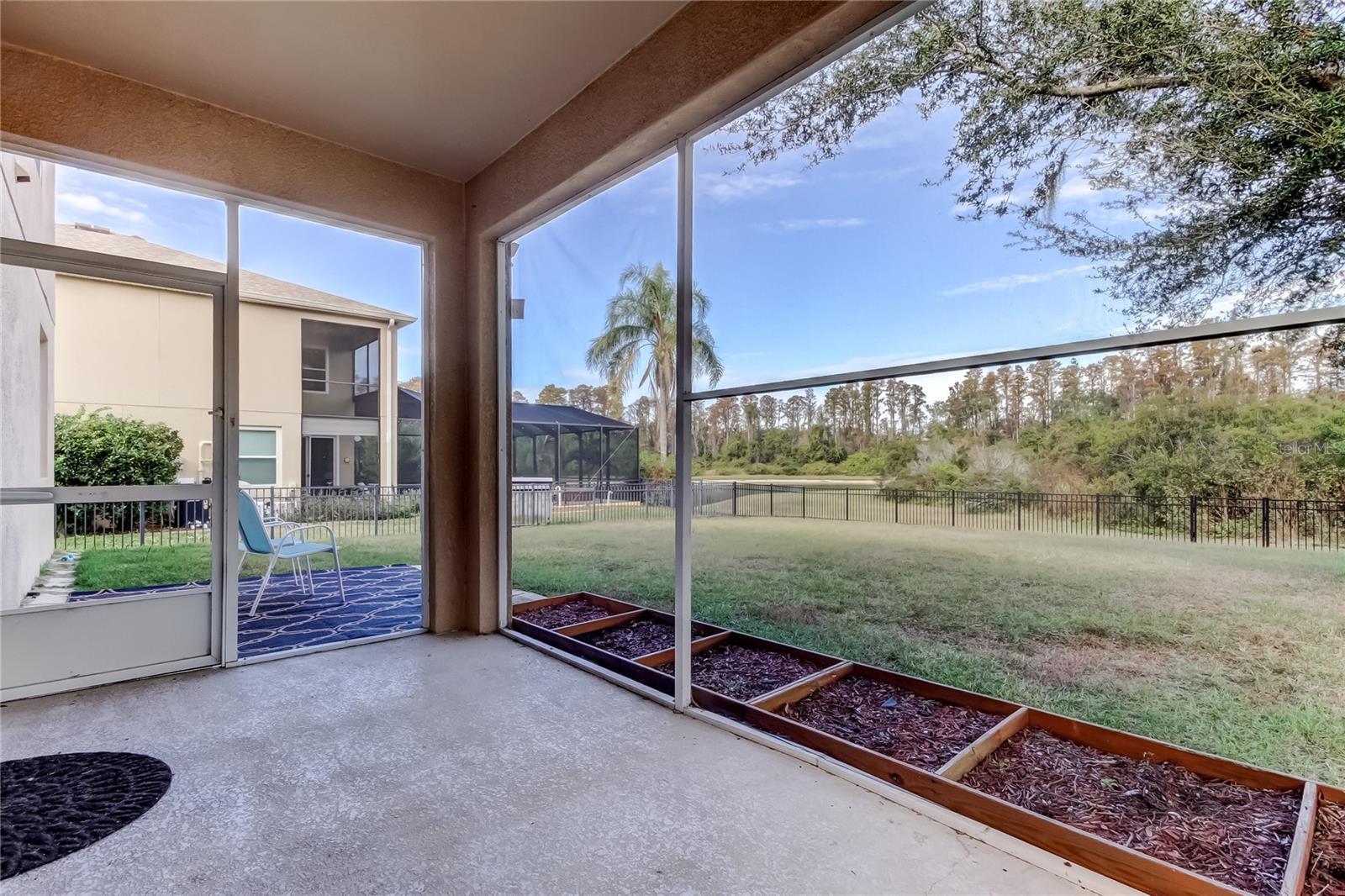 Listing photo id 42 for 6019 Cape Loop